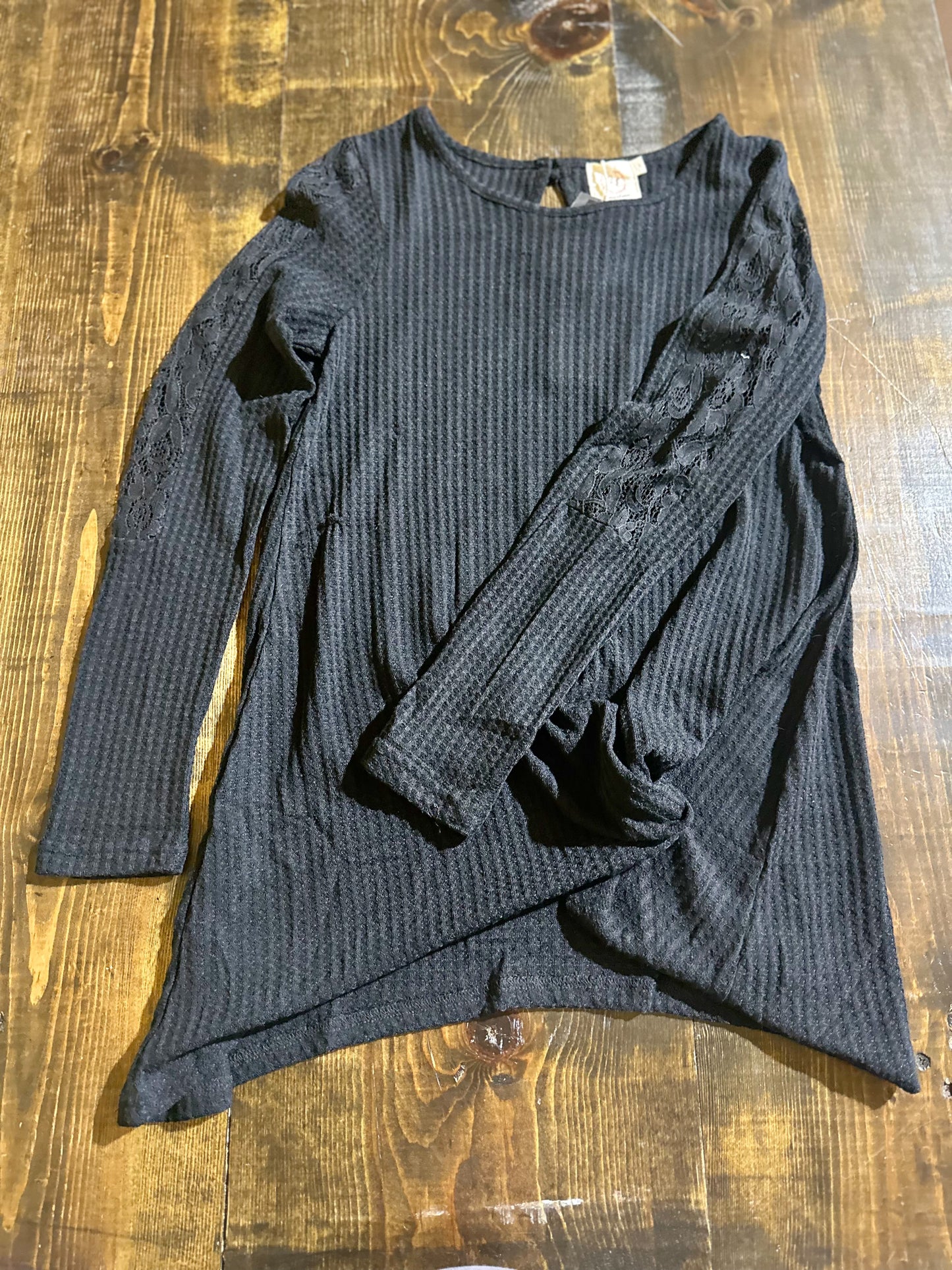 Black Lace Long Sleeve Top