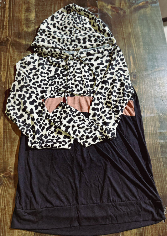 Leopard Pull Over