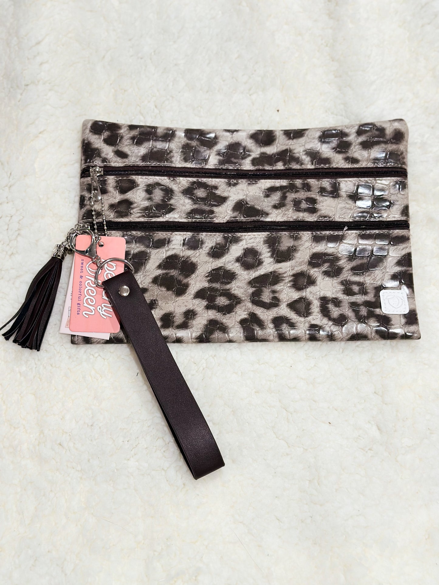 Wristlet Versi Bag